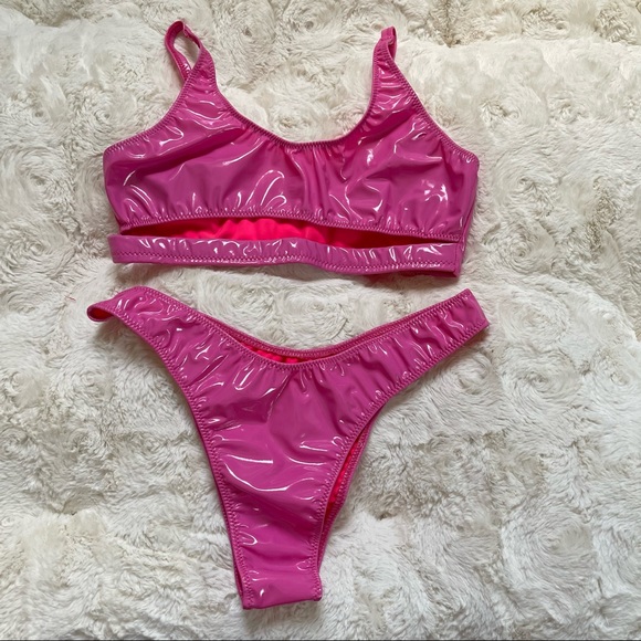 Glossy latex type bright pink Bikini Style set Size Small - Picture 1 of 12